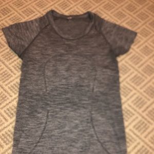 Lululemon swiftly tech shirt